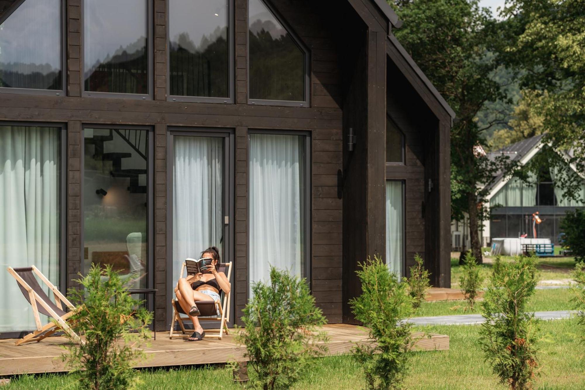 Carynska Resort & Spa Lutowiska Exterior foto