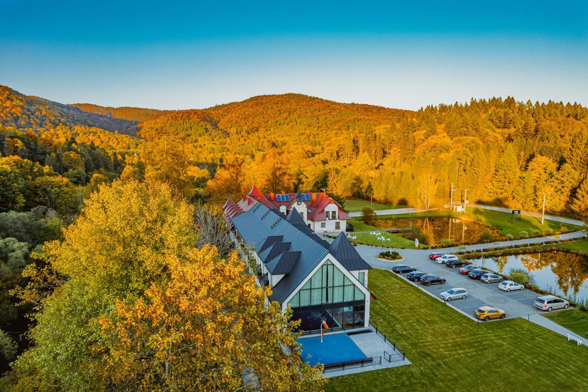 Carynska Resort & Spa Lutowiska Exterior foto